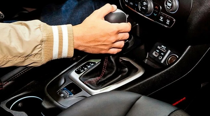 Обучение вождению на АКПП в Мелитополе